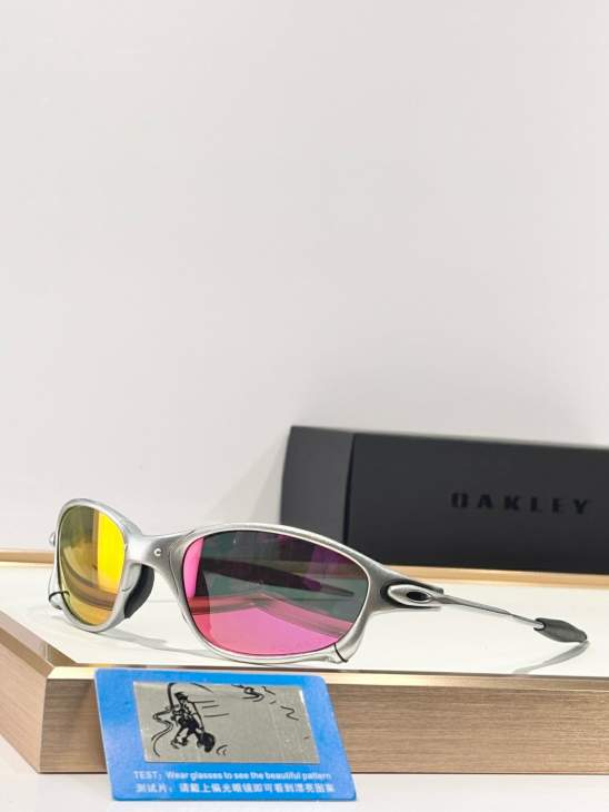 Picture of Oakley Sunglasses _SKUfw76406675fw